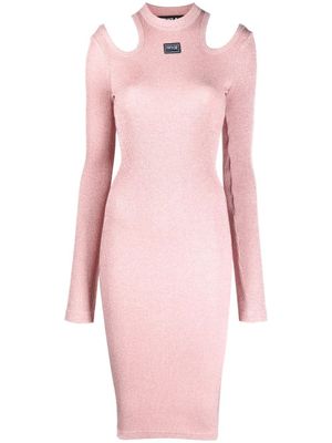 Versace Jeans Couture robe en maille à découpes - Rose