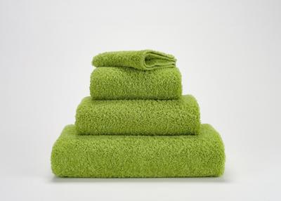 Abyss & Habidecor Abyss & Habidecor Super Pile Handdoek 60x110 165 apple green