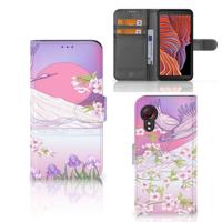 Samsung Galaxy Xcover 5 | Telefoonhoesje | Met pasjeshouder | Bird Flying Samsung Galaxy Xcover 5 | Telefoonhoesje | Met pasjeshouder | Bird Flying