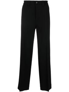 Axel Arigato pantalon droit à patch logo - Noir