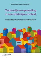 Onderwijs en opvoeding in een stedelijke context (Paperback)