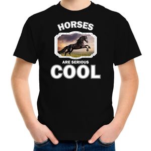 T-shirt horses are serious cool zwart kinderen - paarden/ zwart paard shirt