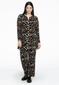 Yoek Pantalon WILD | Zwart | Maat 50/52