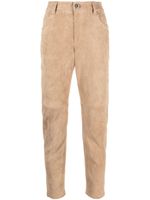 Brunello Cucinelli pantalon en daim à coupe courte - Marron