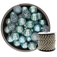 Kunststof kerstballen 37x stuks ijsblauw 6 cm en kralenslinger zilver - Kerstbal - thumbnail