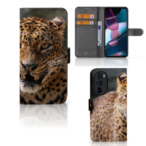 Motorola Edge 30 Pro Telefoonhoesje met Pasjes Luipaard