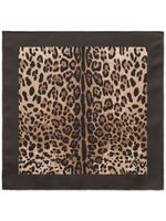 Dolce & Gabbana foulard en soie à imprimé léopard - Marron