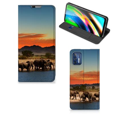 Motorola Moto G9 Plus | Hoesje maken | Olifanten