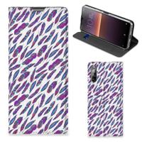 Sony Xperia L4 | Hoesje met Magneet | Feathers Color
