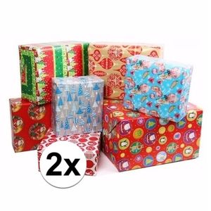 2x Kerst kadopapier/inpakpapier 200 x 70 cm   -