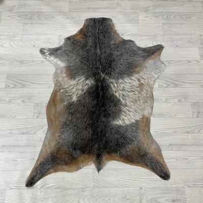Geitenhuid bruin wit grijs creme 105x80cm