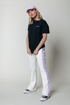 Colourful Rebel Rebelation Shirt Zwart Dames - Loose Fit - Organisch Katoen Colourful Rebel Rebelation Shirt Zwart Dames - Loose Fit - Organisch Katoen