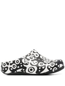 10 CORSO COMO x Fitflop SHUV mules imprimées - Noir