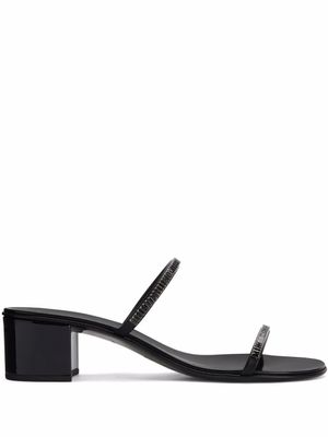 Giuseppe Zanotti sandales Colourful à ornements strassés - Noir