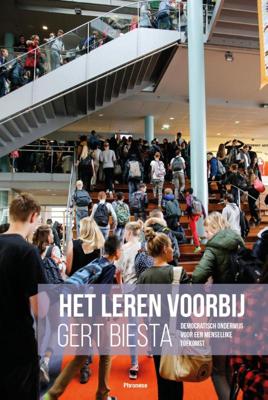 Het leren voorbij (Hardback)