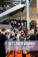 Het leren voorbij (Hardback)