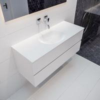 Mondiaz Vica Moon badmeubel wit mat 120 cm 2 lades solid surface enkele spoelbak midden zonder kraangat