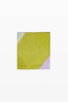 Rechthoekige sjaal met diagonale strepen - MATERIAL FINISHES - U