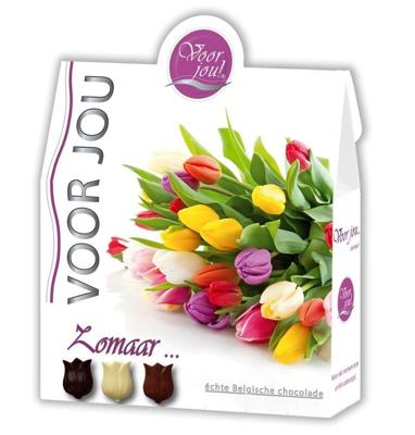 Voor Jou! Cadeau doos trendy bloemen zomaar 100 Gram Voor Jou! Cadeau doos trendy bloemen zomaar 100 Gram