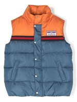 Gucci Kids gilet matelassé à patch logo - Bleu