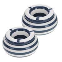 2x stuks donkerblauw met wit gestreepte asbakken 11 cm