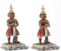 Luville Efteling Wachters Indische waterlelies 2 stuks 4.5x3.5x12.5 cm Luville Efteling Wachters Indische waterlelies 2 stuks 4.5x3.5x12.5 cm