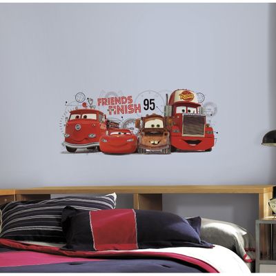 Disney Pixar Cars Friends to the Finish muurstickers