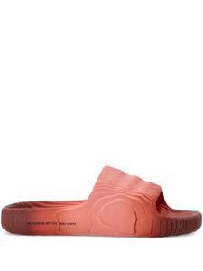 adidas claquettes Adilette 22 - Rouge