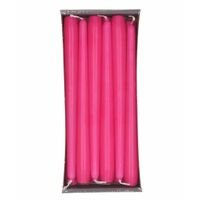 12x Lange kaarsen fuchia roze 25 cm 8 branduren dinerkaarsen/tafelkaarsen   -