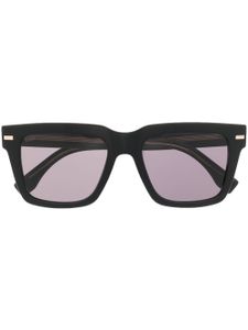 BOSS lunettes de soleil teintées à monture carrée - Noir