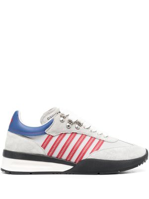 DSQUARED2 baskets à lacets - Gris