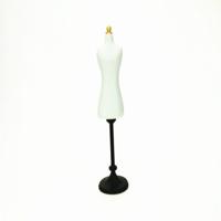 3 stuks 1:12 Doll House accessoires scène model schieten set miniatuur simulatie mannequin (wit)
