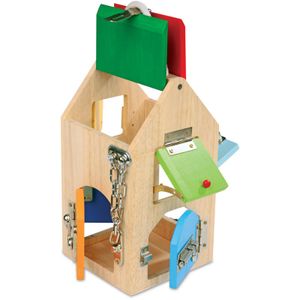 houten slotenhuis
