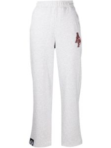 AAPE BY *A BATHING APE® pantalon de jogging à logo imprimé - Gris