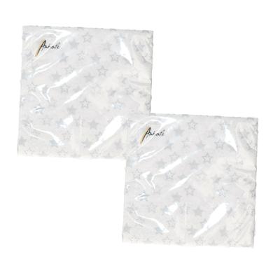 40x stuks diner/lunch servetten 33 x 33 cm met zilveren sterren 40x stuks diner/lunch servetten 33 x 33 cm met zilveren sterren