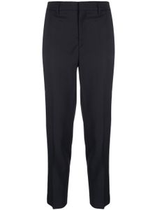 Filippa K pantalon de tailleur Emma à coupe courte - Bleu