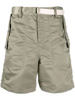 sacai short à taille ceinturée - Vert
