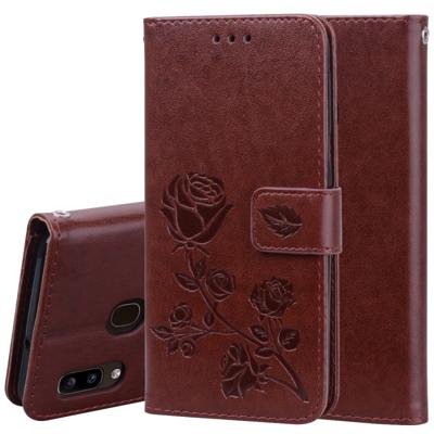 Voor Galaxy A20e ingedrukt afdrukken Rose patroon horizontale Flip PU lederen draagtas met houder & kaartsleuven & portemonnee (bruin)