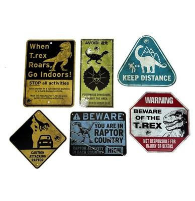 Jurassic World: Metalen Warning Borden Schaal Prop Replica