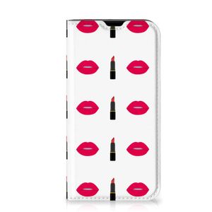 iPhone 13 Mini Hoesje met Magneet Lipstick Kiss