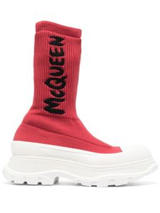 Alexander McQueen bottes à logo imprimé - Rouge