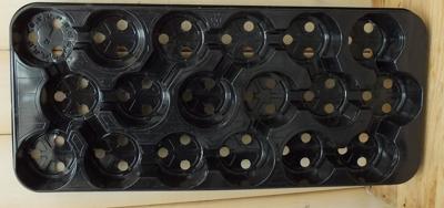 Budget gebruikte kweekbak 18 gaten - Warentuin mix