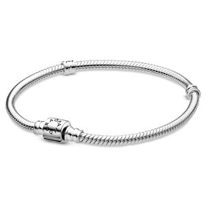 Pandora Moments 598816C00 Armband zilver Snake Barrel Clasp 19 cm