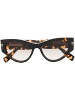 Marc Jacobs Eyewear lunettes de soleil teintées à monture papillon - Marron