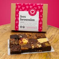 Box Brownies Mini's Box - 12 Brownies Per Post - Brievenbus Pakket - 12 smaken - Fair trade Belgische chocolade - Oreo - Blondie - Speculoos - Kokos
