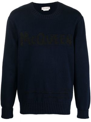 Alexander McQueen pull à logo en maille intarsia - Bleu