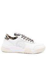 Just Cavalli baskets à motif Tiger - Blanc