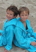 badjas kind aquablauw met capuchon