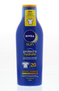 Nivea Sun protect & hydrate zonnemelk SPF20 (200 ml)