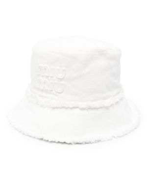 Miu Miu bob en jean à logo brodé - Blanc